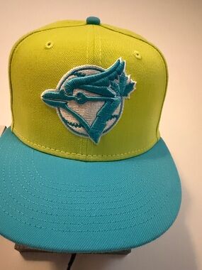 Toronto Blue Jays fitted hat